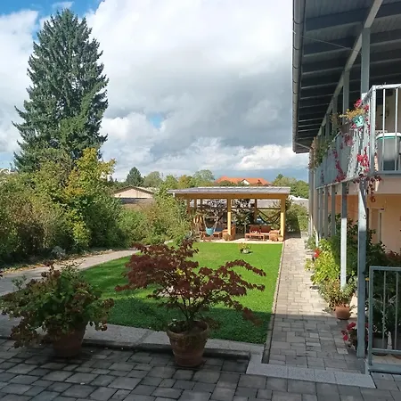 Hiša za goste Baron 3*